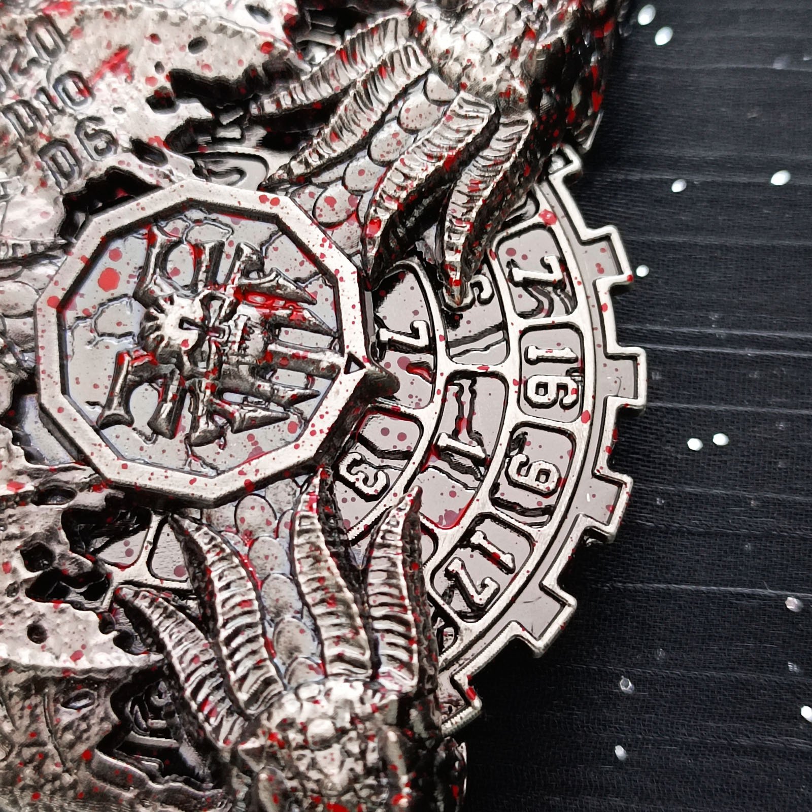 New 7-in-1 Dragon-shaped Metal Spinning Dice