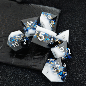 resin dice with gold ink numbers – high contrast rpg dice for bulk orders (复制)